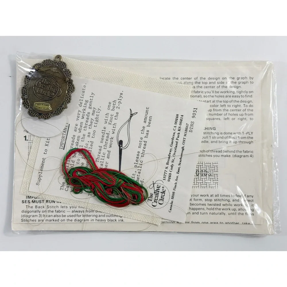 The Creative Circle Brooch Embroidery Kit Multi Christmas Tree Flower